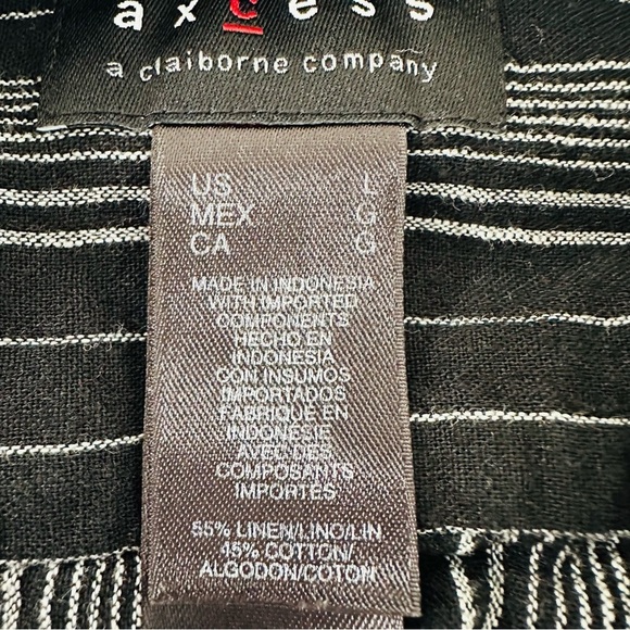 Axcess Black and White Casual Button Down Shirt - Picture 3 of 3